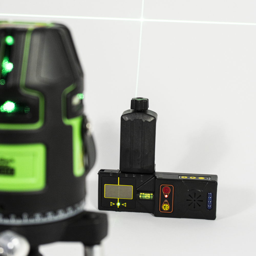 RedBack XLG44 premium electronic-levelling line laser